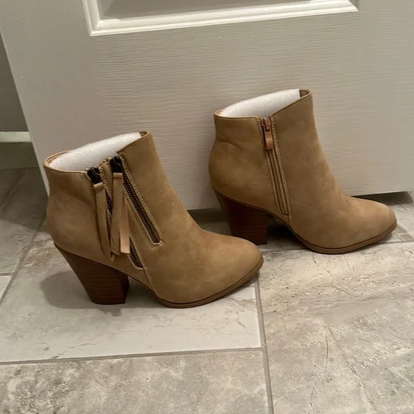Brinley Co. Women's Faux Leather Studded Ankle Boots - Stacked Heel, Scalloped Edging, 4.2" Shaft